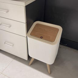 سلة نفايات  بتصميم عصري لغرف النوم Modern design wastebasket for bedrooms