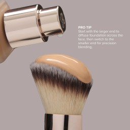 فرشاة أنستازيا بيفرلي هيلز المزدوجة للفاونديشن والوجه Beverly Hills Impeccable Foundation & Face Brush