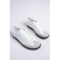 حذاء رياضي Muggo GORDON للجنسين أبيض برباط للمشي والجري - مريح وعصري Muggo GORDON Unisex Orthopedic Lace-Up Walking Running Sneaker - White