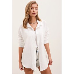 قميص كتان أبيض فضفاض بجيب واحد - 20153 20153 Single Pocket Oversize Linen Shirt - White