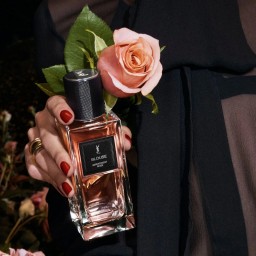 إيف سان لوران بلوز – EDP – للجنسين Yves Saint Laurent Blouse – EDP – Unisex