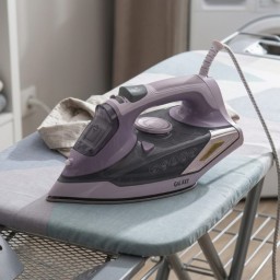 مكوى بخاري سيراميك احترافي 2200 واط كالاكسي steam iron