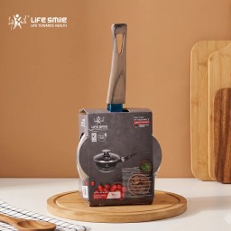 كسرولة ١٦ سم (قدر صلصة) بغطاء زجاجي، طلاء متعدد الطبقات مانع للالتصاق Sauce Cookware with Glass Cover - 16 cm