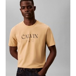 تيشرت رجالي مطبوع بشعار كالفن كلاين قصير الأكمام Calvin Klein Short Sleeve Graphic T-Shirt