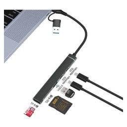 محول DM CHB025 متعدد الوظائف USB-C وUSB-A DM CHB025 USB-C / USB-A Multifunction Adapter
