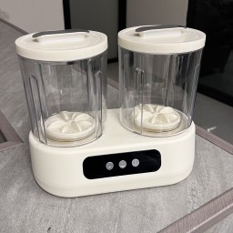 غسالة ملابس الاطفال  حديثي الولادة او للجواريب والملابس الداخلية Washing machine for newborn baby clothes, or for socks and underwear