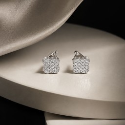 أقراط فان كليف Van Cleef Style