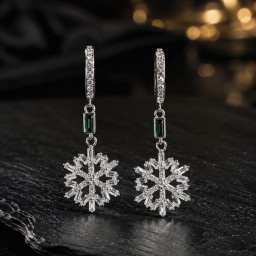 أقراط سنوفليك Snowflake Earrings