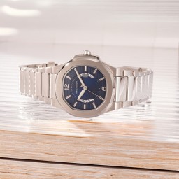 ساعة رجاليه من بيير كاردان الفرنسيه pierre cardin watch