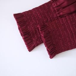 زوج معاصم حرير Silk wristbands