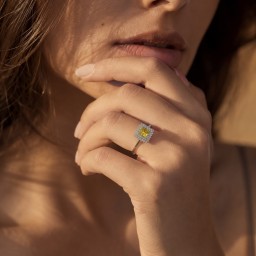 خاتم المربع الذهبي Golden Square Ring