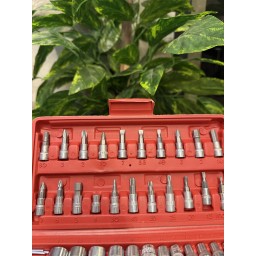طقم مفاتيح مع لقم 46 قطعه 46-Piece Ratchet Socket & Bit Set