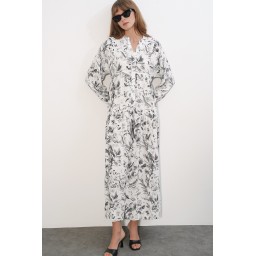 فستان نسائي طويل محتشم بنقشة - أبيض - 2585 Women's Patterned Long Modest Dress 2585 - White