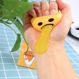 أربع بيضات مقالب للضحك والمرح العائلي Four eggs for pranks and family fun.