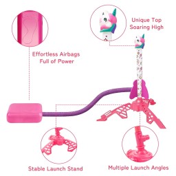 قاذفة يونيكورن وردية تطلق الصواريخ بالهواء للأطفال Pink unicorn launcher that shoots rockets into the air for kids.