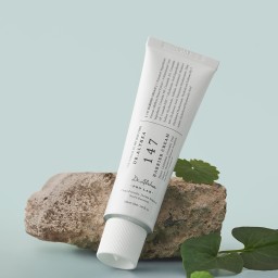 كريم دكتور ألثيا 147 لترميم حاجز البشرة Dr. Althea 147 Barrier Cream packaging and tube,