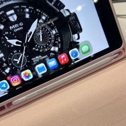 قلم ايباد ذكي متعدد الاستخدامات Versatile smart iPad stylus
