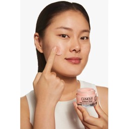 CLINIQUE moisture Surge 100H Auto Replenishing Hydrator مرطب البشرة حتى 100 ساعة من كلينيك - 30 Ml