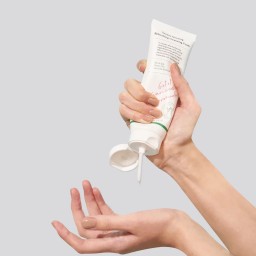 AXIS Y Sunday Morning Refreshing Cleansing Foam Birch Sap Aquaxyl Green Tea غسول البشرة الرغوي من اكسز واي