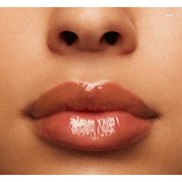 MAC SQUIRT PLUMPING GLOSS STICK 15 Like Squirt احمر الشفاه الكلوس المغذي من ماك