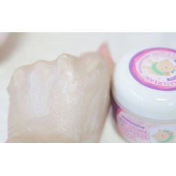 Elizavecca Milky Piggy Moisture Sparkle Cream كريم ترطيب واضاءة البشرة بالكاميليا