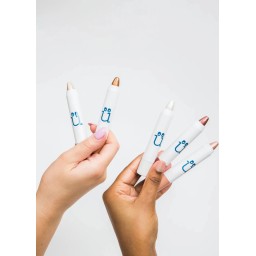 M2U NYC Eye Crayon قلم ظلال العيون - Silver