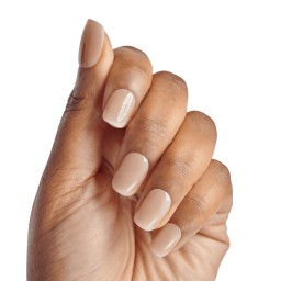 KISS Nude Revolutionary Natural Nails S 28 Nails Glue Included SNF03