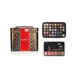 MACY's travel wardrobe ultimate makeup case