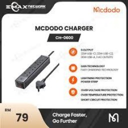 شاحن سيارة MC 120 واط 1C+1A مع كابلات USB-C وLighting قابلة للسحب MC 6-in-1 30W GaN Surge Protection Power Strip