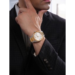 ساعة رجاليه من بيير كاردان الفرنسيه pierre cardin watch