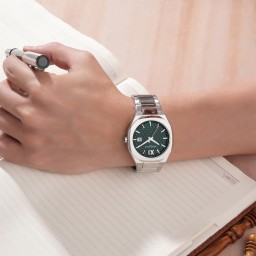 ساعة رجالية من بيير كاردان الفرنسيه pierre cardin watch