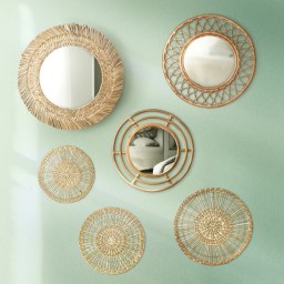 زينة حائط Wall Decorations