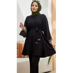 طقم نسائي أنيق من قطعتين بتفاصيل لامعة Women set
