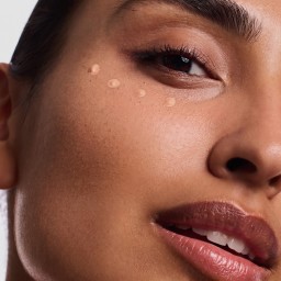 ريبيليون ميكاب كونسيلر بتغطية متوسطة  مضاد للماء REBELLION MAKEUP Skin Tinted Medium Coverage Silky Texture Waterproof Wear Concealer 3.3g