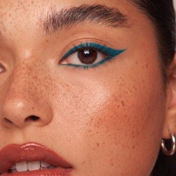 ريبلون قلم كحل Rebellion Makeup silky soft eyeliner