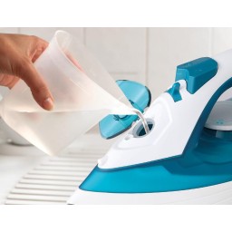 مكواة بخار من بلاك+ديكر X1575-B5 قوة 1600واط ذو قاعدة غير لاصقة Black&Decker X1575-B5 1600W STEAM IRON WITH NONSTICK SOLEPLATE