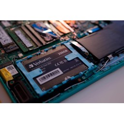 هارد التخزين الداخلي فيرباتيم إس إس دي 256 جيجابايت Verbatim Vi550 S3 2.5" SATA III Internal SSD 256GB