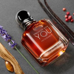 إمبوريو أرماني سترونغر ويذ يو إنتنسلي – EDP – للرجال Emporio Armani Stronger With You Intensely – EDP – For Men