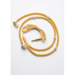 سماعة أذن ستيريو ملكية مرصعة بالخرز الؤلؤي والفصوص الماسية الأنيقة Royal stereo earphones adorned with pearl beads and diamond studs