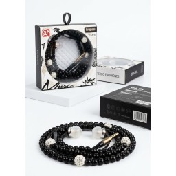 سماعة أذن ستيريو ملكية مرصعة بالخرز الؤلؤي والفصوص الماسية الأنيقة Royal stereo earphones adorned with pearl beads and diamond studs