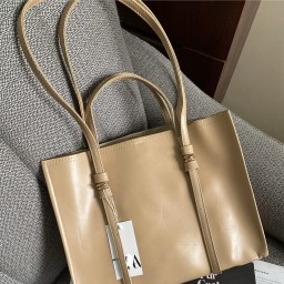 حقيبة نسائية Women’s bag
