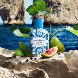 عطر لايت بلو كابري إن لوف بور أوم من دولتشي آند غابانا للرجال 100 مل Dolce & Gabbana Light Blue Capri In Love Pour Homme Eau de Parfum with Fig & Patcuhouli 100 ML