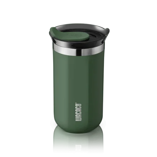 كوب واكاكو أوكتاروما العازل للحرارة (تفريغ هواء) - سعة 300 مل باللون الأخضر Wacaco OCTAROMA Vacuum Insulated Mug / 300ML Green