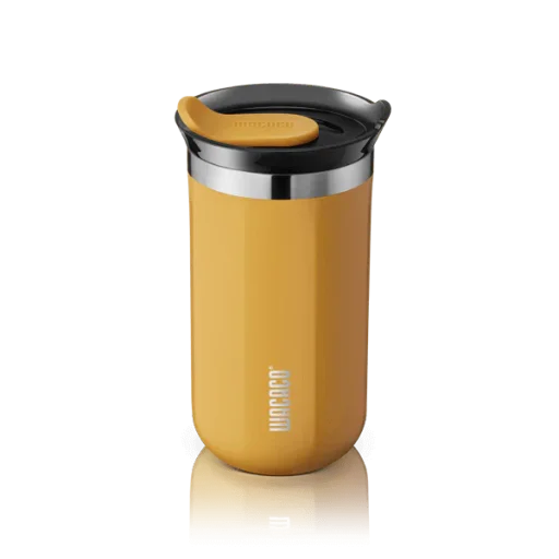 كوب واكاكو أوكتاروما العازل للحرارة (تفريغ هواء) - سعة 300 مل باللون الأصفر Wacaco OCTAROMA Vacuum Insulated Mug / 300ML Yellow
