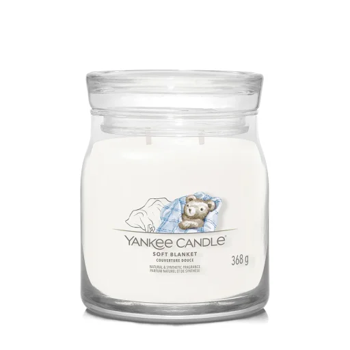 شمعة "يانكي كاندل" (Yankee Candle) الحجم المتوسط (Signature Medium Jar) - غطاء ناعم Yankee Candle Signature Medium Jar - Soft Blanket