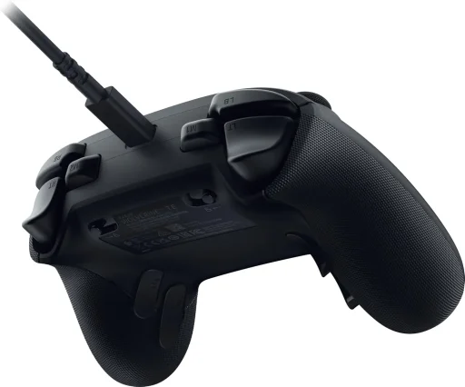 يد تحكم سلكية للألعاب لجهاز إكس بوكس والكمبيوتر ريزر وولفرين V3 نسخة البطولة - أسود Razer Wolverine V3 Tournament Edition Wired Controller for Xbox & PC - Black