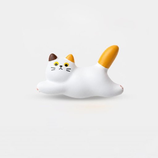 مغناطيس ثلاجة القط الأبيض بذيل ذهبي White Cat with Golden Tail Fridge Magnet