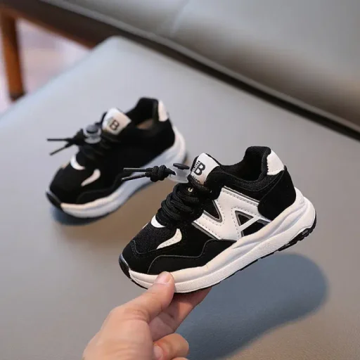 ترينشوز نيو بثلاث الوان Tracksuit Three Colors