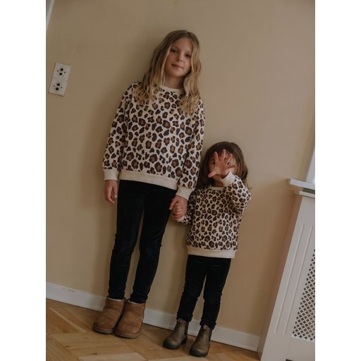 طقم سويت شيرت مخملي مع ليقنز للأطفال 2-10 سنوات - أبيض مائل للصفرة Velvet Leggings Sweatshirt Set for Kids 2-10 Years - Off-White
