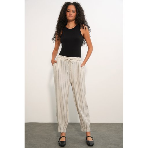 بنطلون نسائي مخطط من الكتان والفسكوز 30102 - أسود Women's Striped Linen Blend Trousers 30102 - Black
